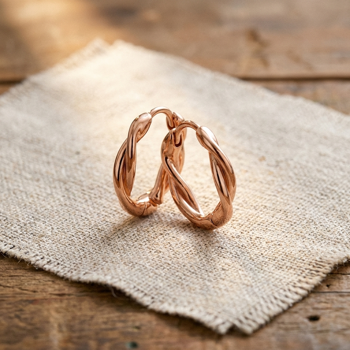Betty's Wren Copper Hoop Earrings