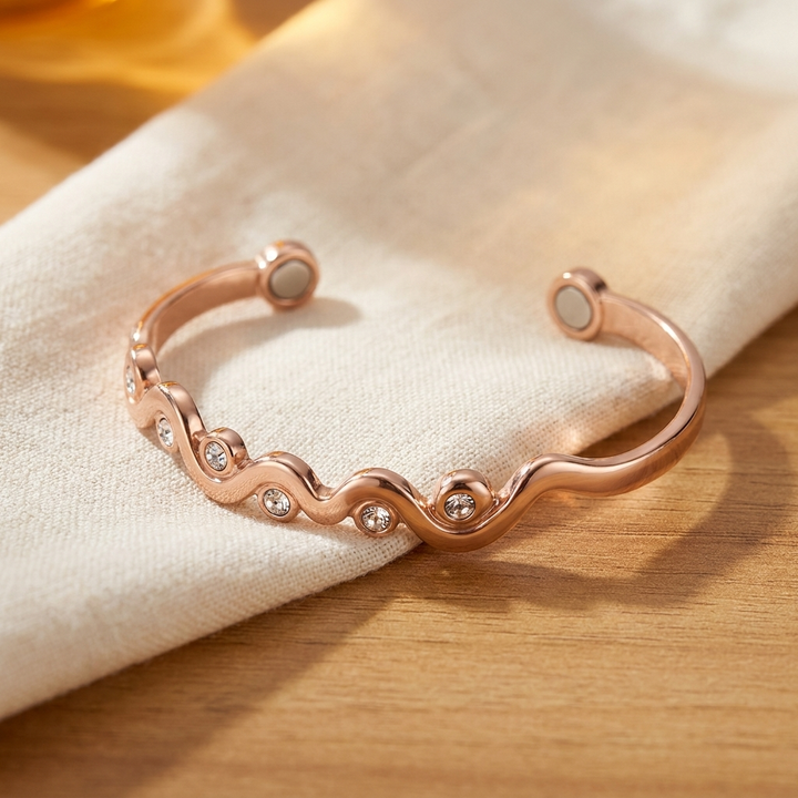 Betty's Lark Copper Bracelet